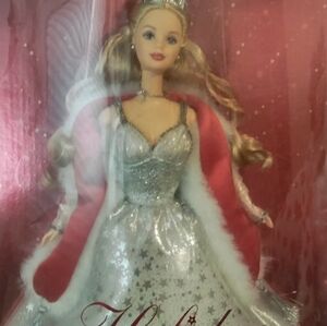 Bob Mackie 2006 Holiday Barbie W/Hallmark Keepsake